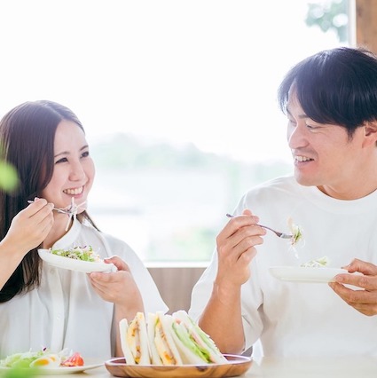 デートに